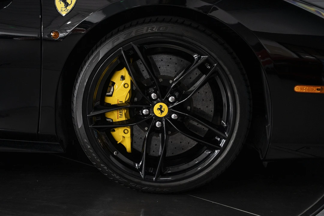 2018 Ferrari 488 Spider - Image 20 of 31