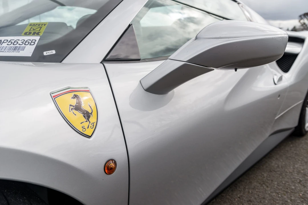 2018 Ferrari 488 Spider - Image 23 of 31