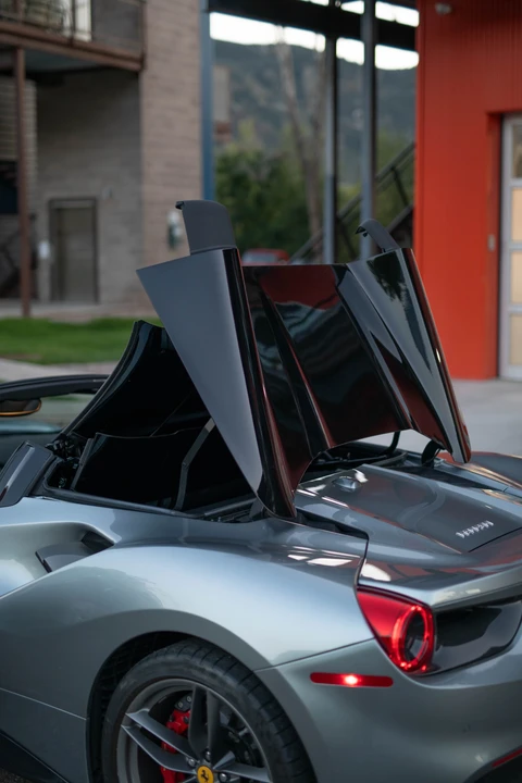 2018 Ferrari 488 Spider - Image 19 of 31