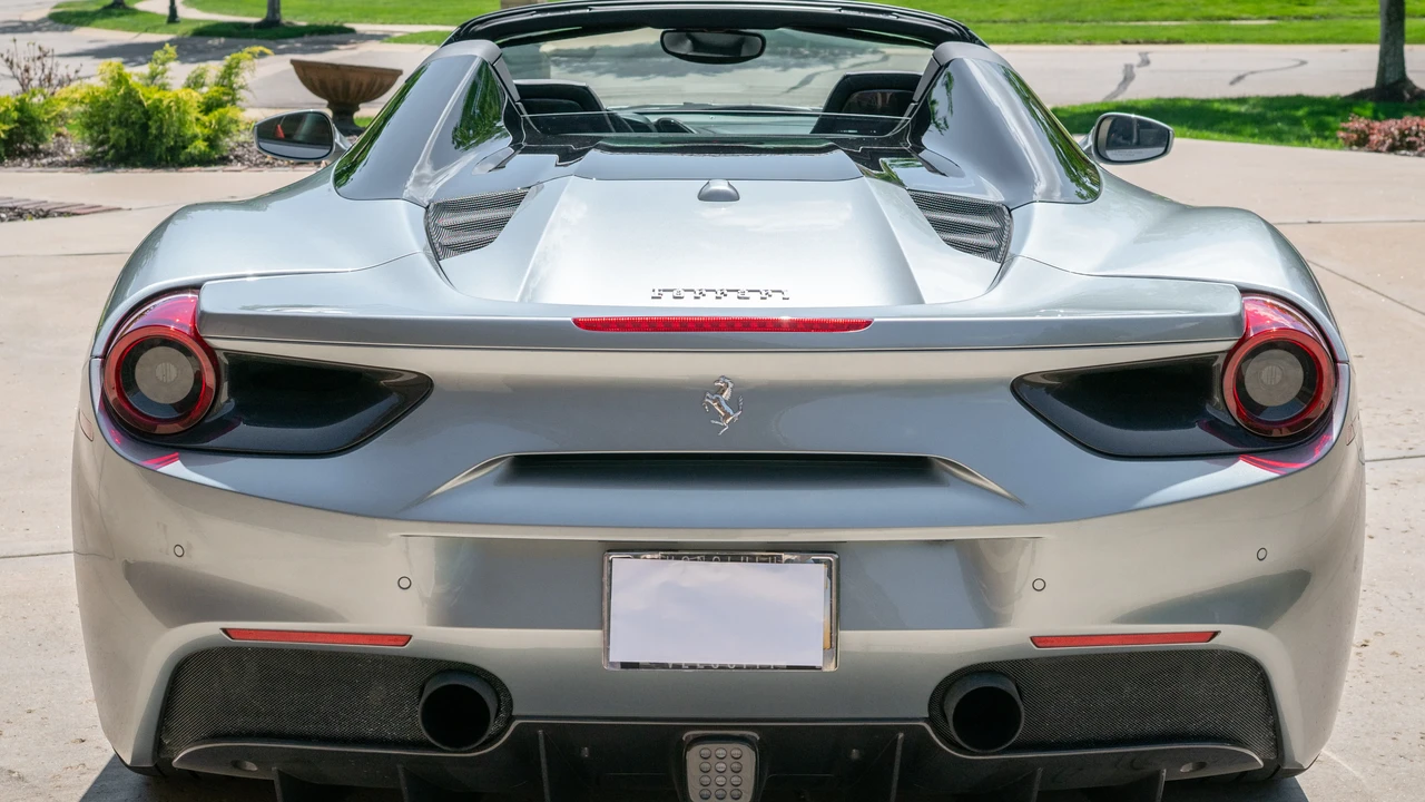 2018 Ferrari 488 Spider - Image 20 of 31