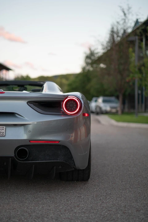 2018 Ferrari 488 Spider - Image 21 of 31
