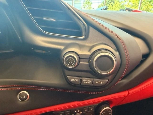 2018 Ferrari 488 Spider - Image 31 of 31