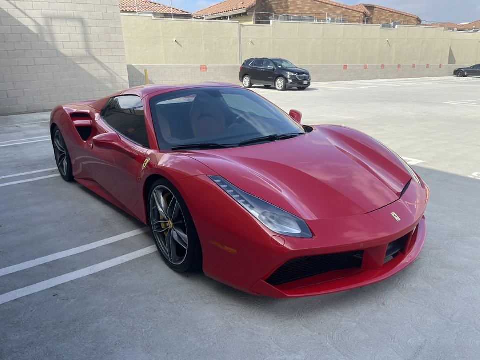 2018 Ferrari 488 Spider - Image 17 of 31