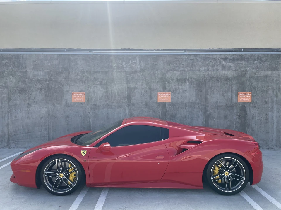 2018 Ferrari 488 Spider - Image 5 of 31