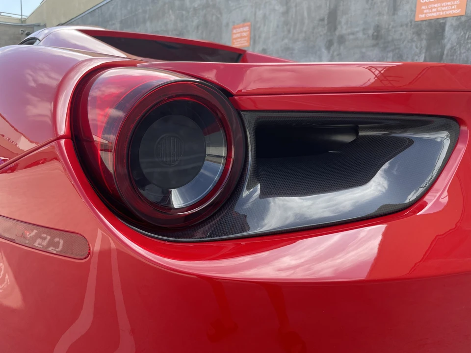 2018 Ferrari 488 Spider - Image 26 of 31
