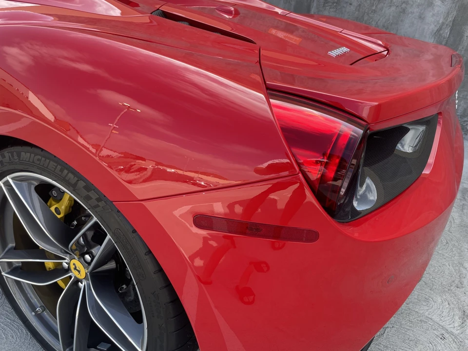 2018 Ferrari 488 Spider - Image 24 of 31