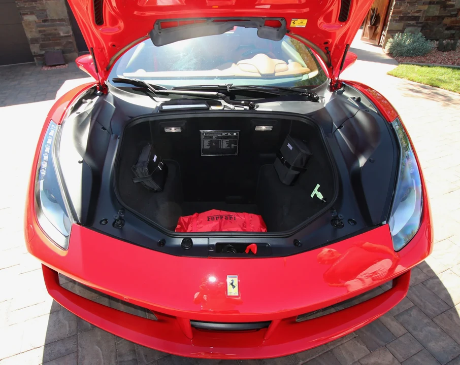 2018 Ferrari 488 Spider - Image 28 of 31