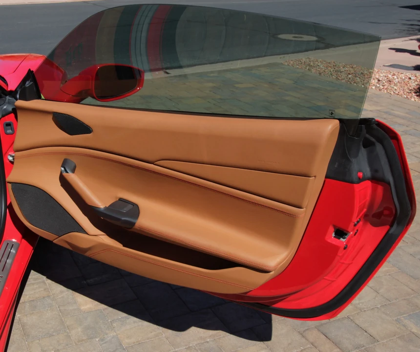 2018 Ferrari 488 Spider - Image 26 of 31