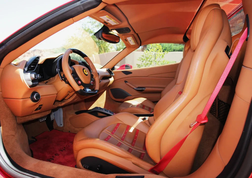2018 Ferrari 488 Spider - Image 18 of 31