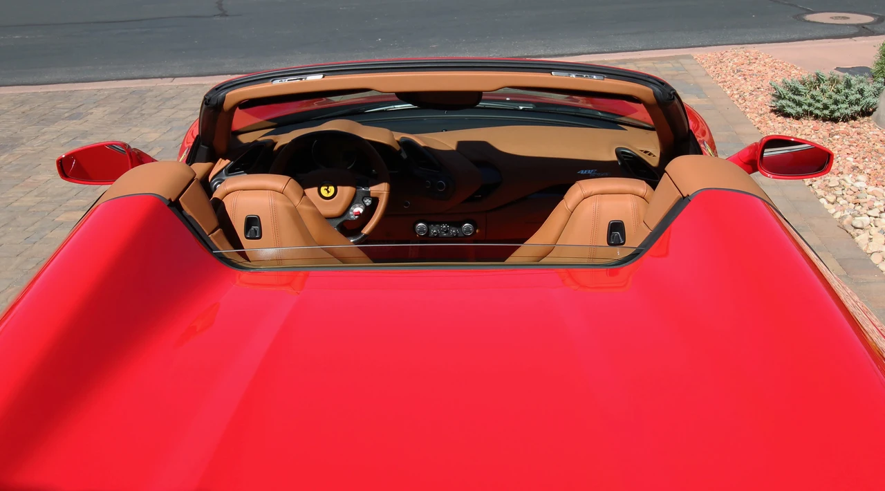 2018 Ferrari 488 Spider - Image 14 of 31