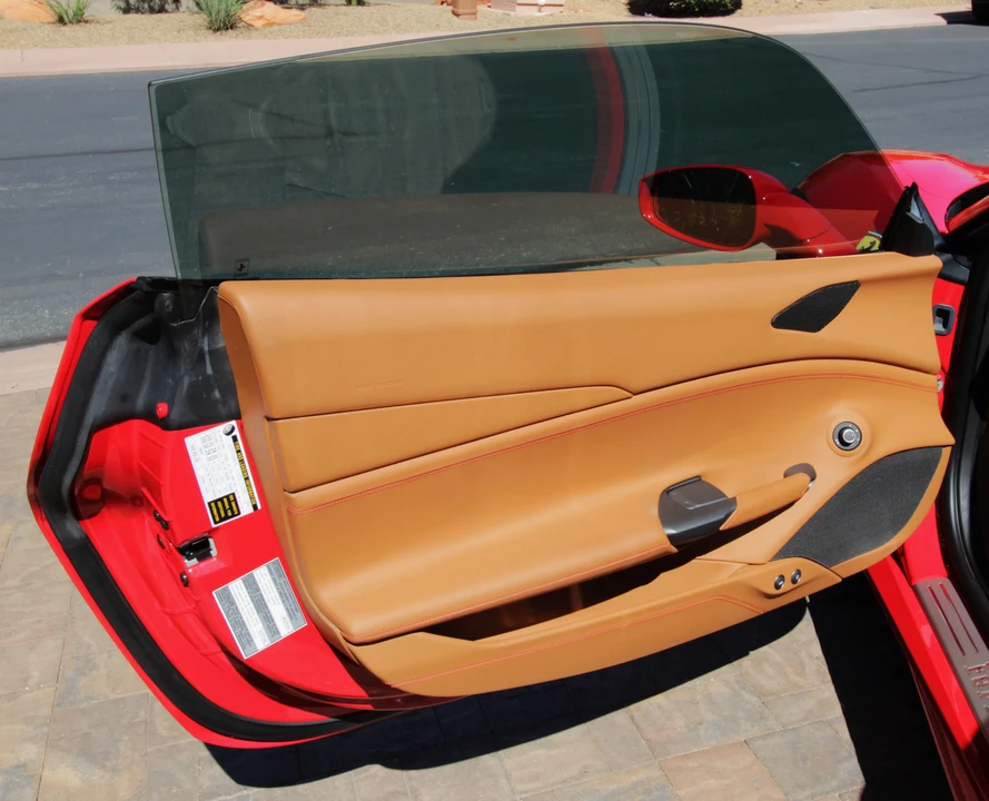 2018 Ferrari 488 Spider - Image 25 of 31