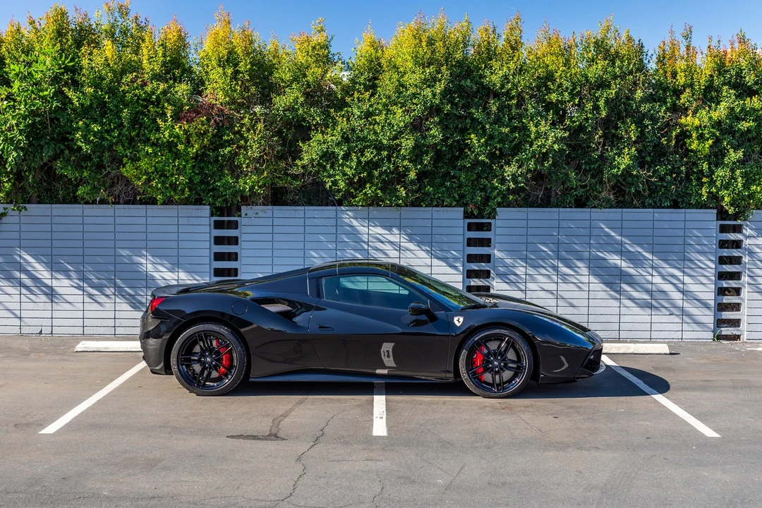 2018 Ferrari 488 Spider - Image 3 of 21