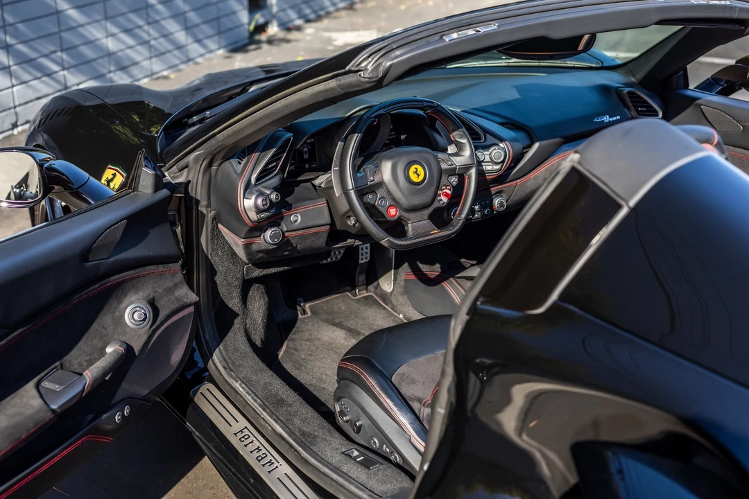 2018 Ferrari 488 Spider - Image 5 of 21