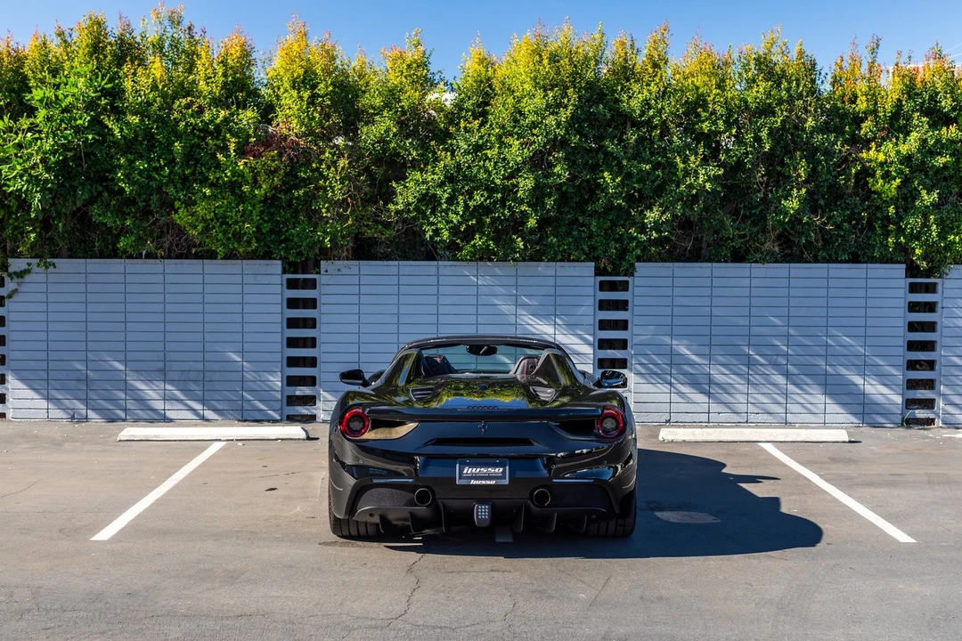 2018 Ferrari 488 Spider - Image 4 of 21