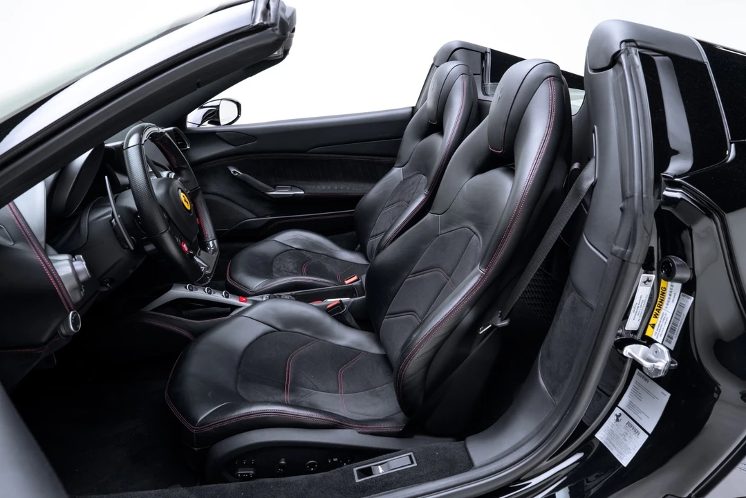 2018 Ferrari 488 Spider - Image 18 of 31