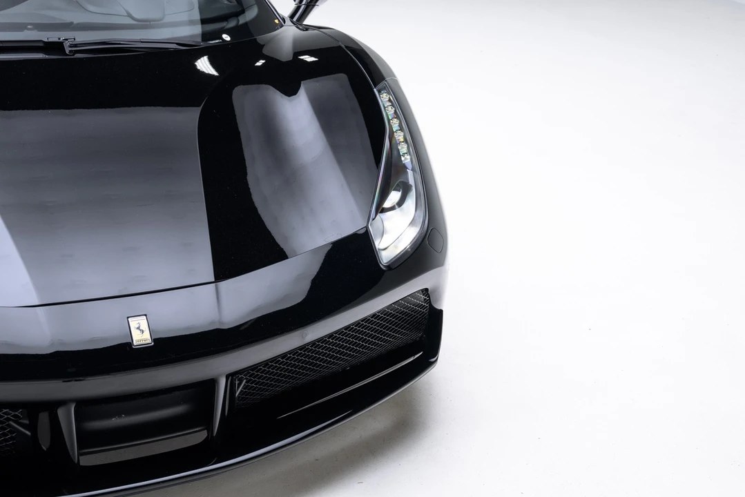 2018 Ferrari 488 Spider - Image 12 of 31