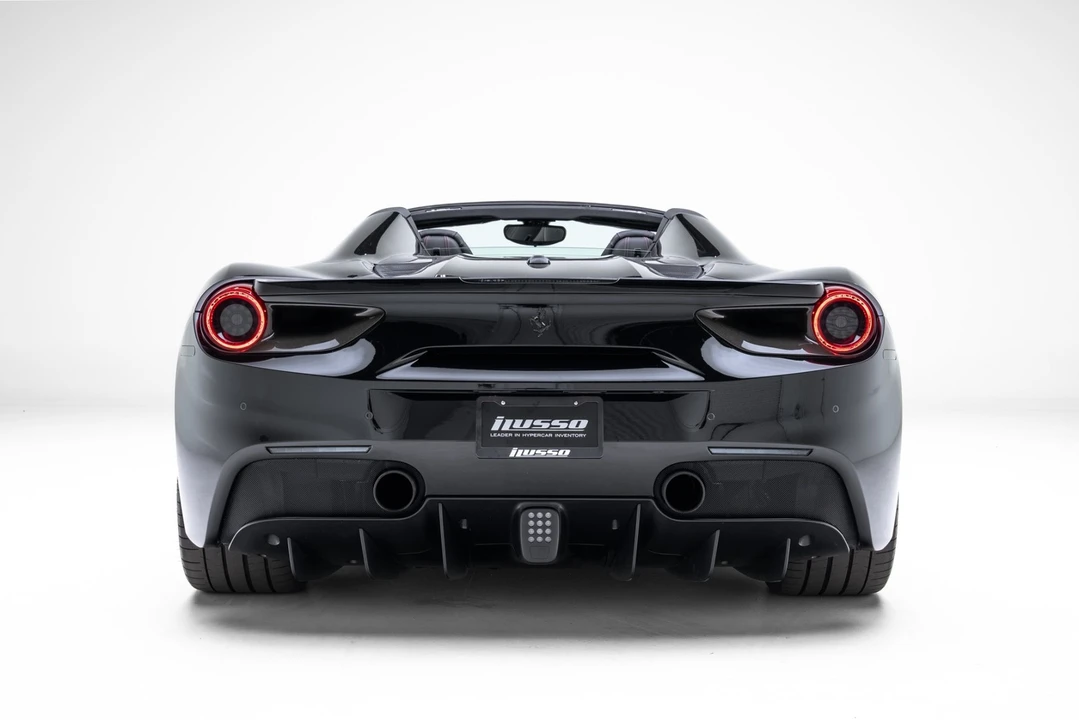 2018 Ferrari 488 Spider - Image 31 of 31