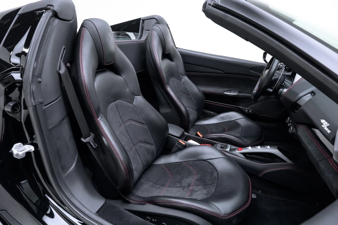 2018 Ferrari 488 Spider - Image 19 of 31