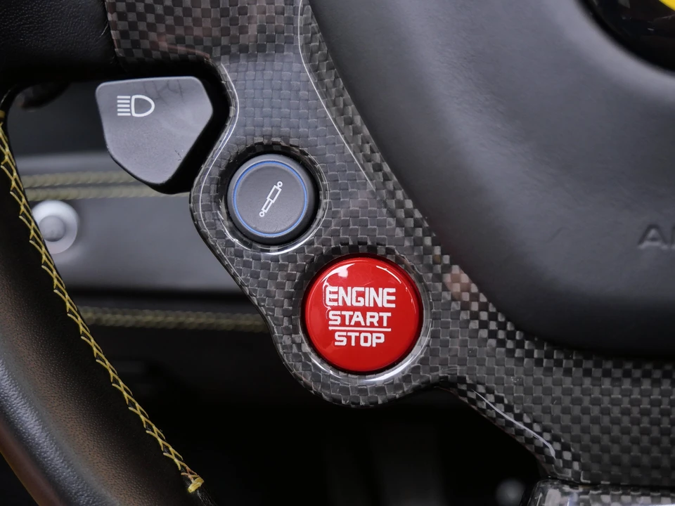 2018 Ferrari 488 Spider - Image 29 of 31