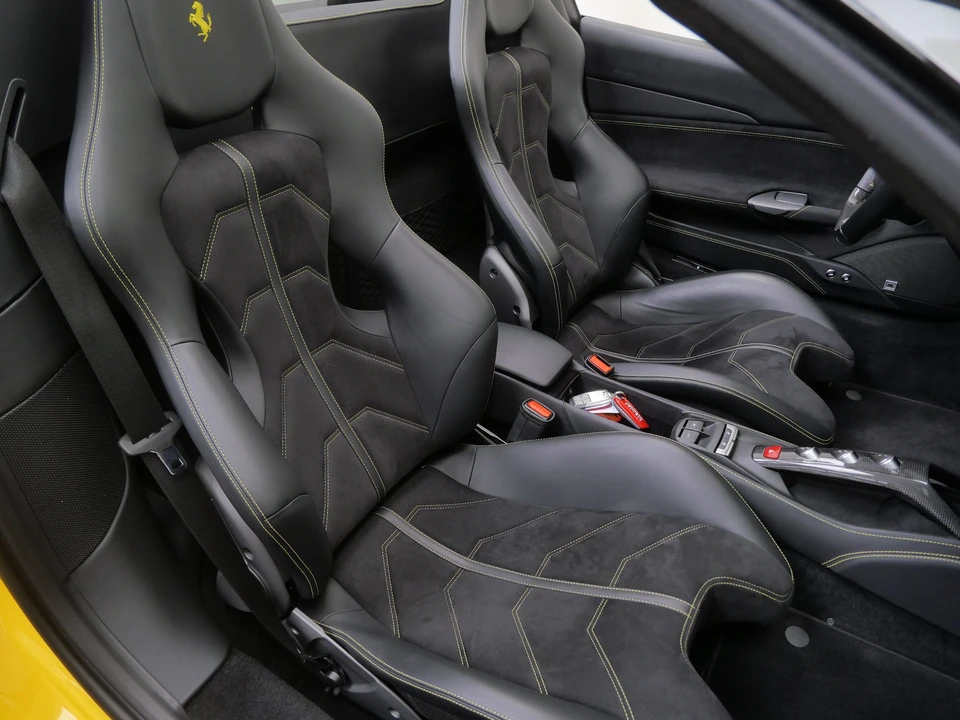 2018 Ferrari 488 Spider - Image 17 of 31