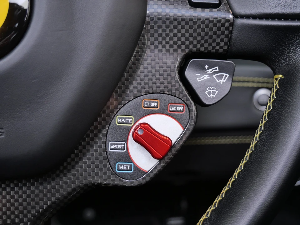 2018 Ferrari 488 Spider - Image 30 of 31
