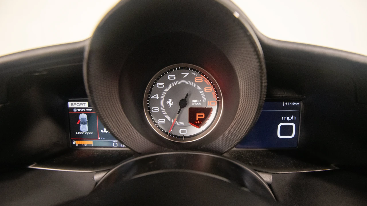 2018 Ferrari 488 Spider - Image 31 of 31