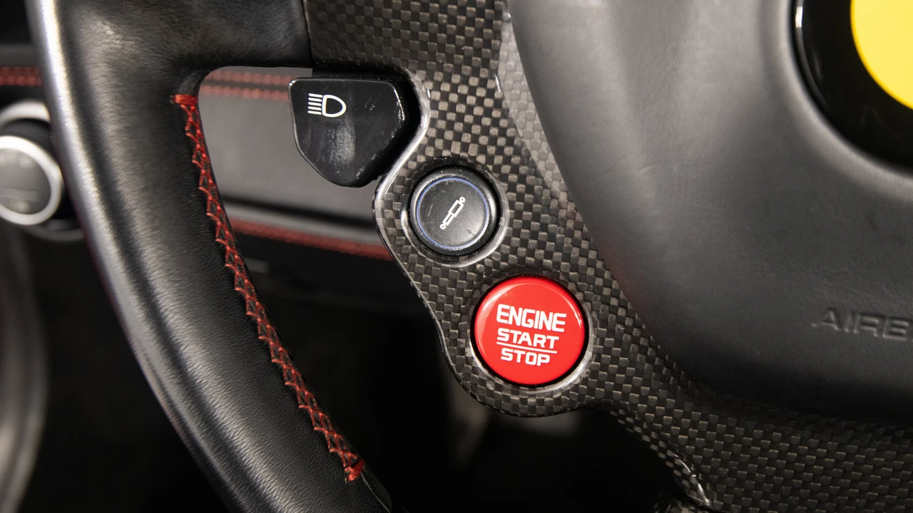 2018 Ferrari 488 Spider - Image 27 of 31