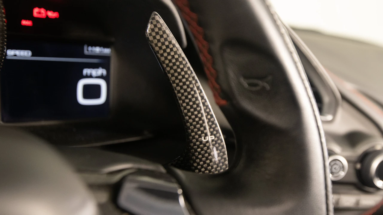 2018 Ferrari 488 Spider - Image 30 of 31