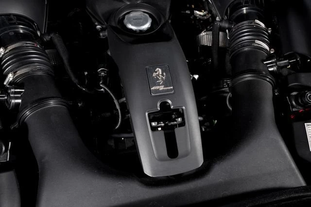 2018 Ferrari 488 Spider - Image 11 of 31