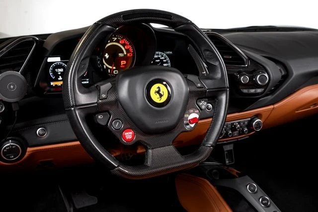 2018 Ferrari 488 Spider - Image 31 of 31
