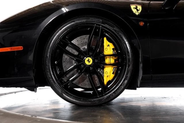 2018 Ferrari 488 Spider - Image 19 of 31