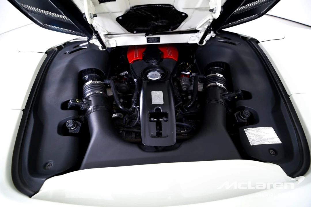 2018 Ferrari 488 Spider - Image 25 of 31