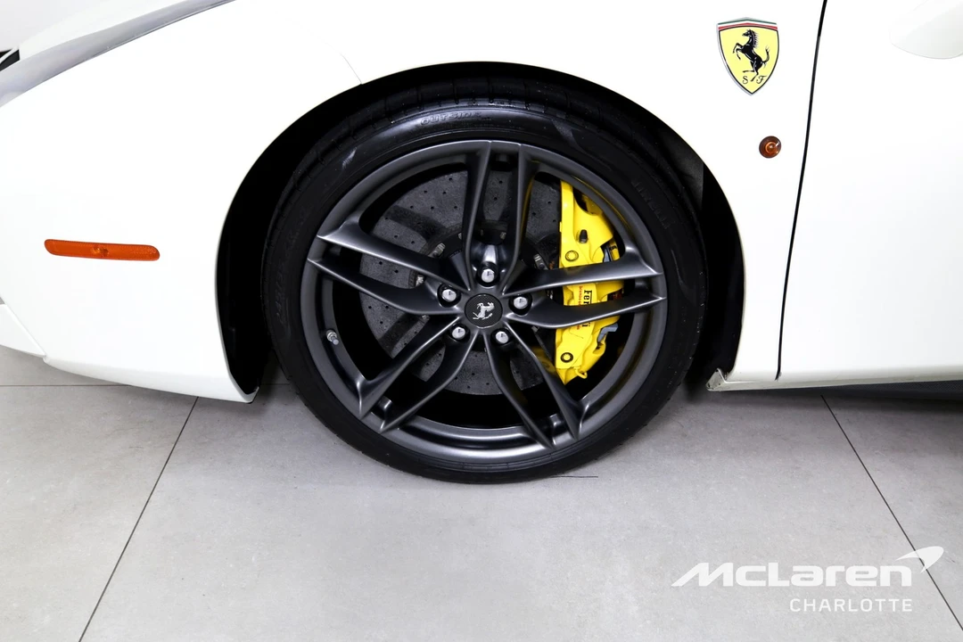 2018 Ferrari 488 Spider - Image 29 of 31