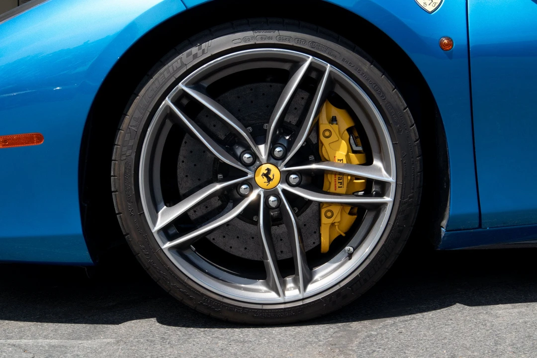 2018 Ferrari 488 Spider - Image 11 of 16