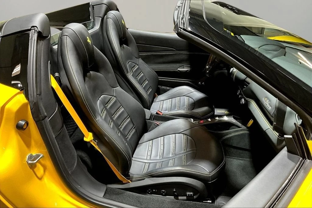 2018 Ferrari 488 Spider - Image 23 of 30