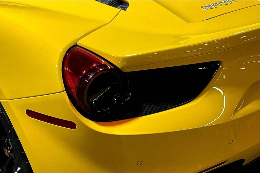 2018 Ferrari 488 Spider - Image 20 of 30