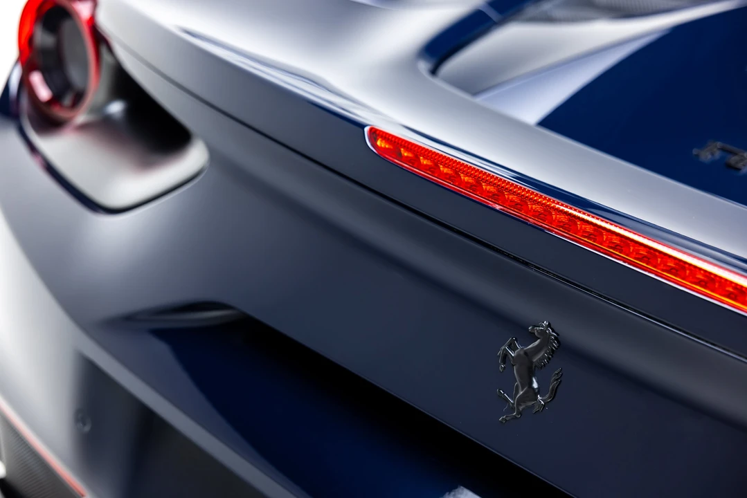 2018 Ferrari 488 Spider - Image 19 of 31