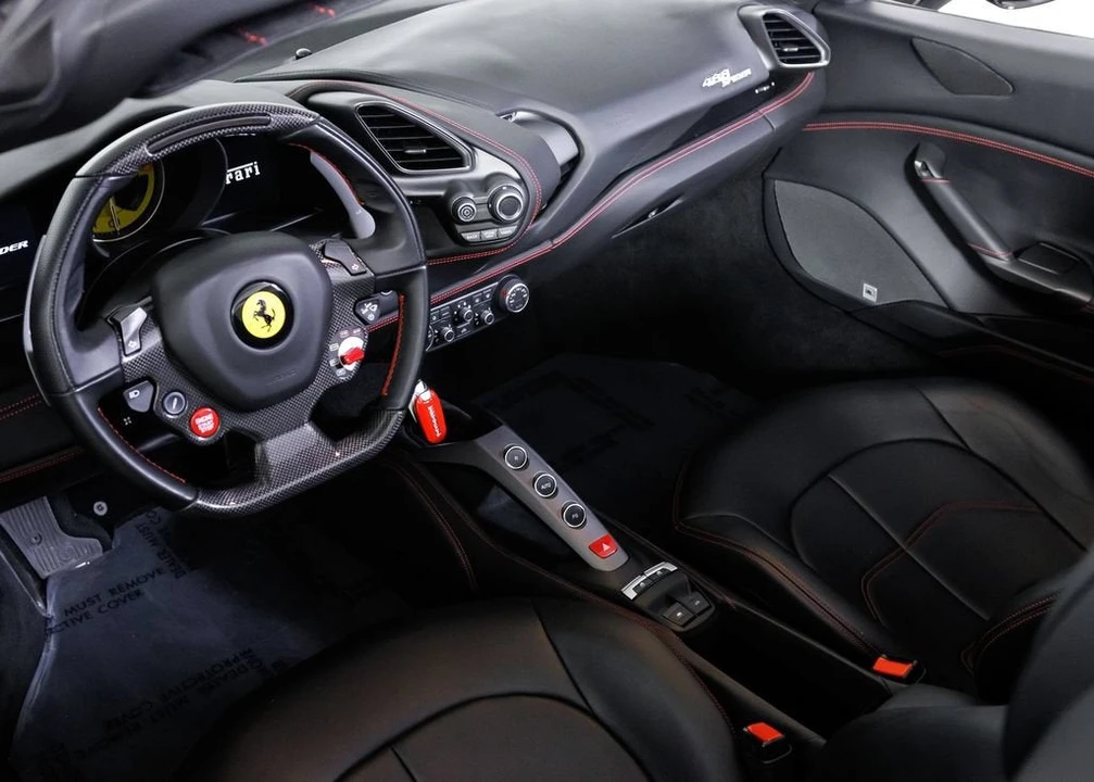 2018 Ferrari 488 Spider - Image 27 of 31