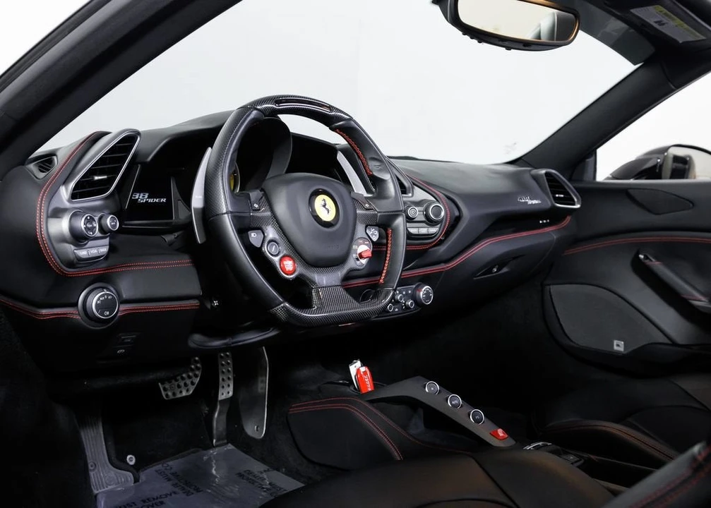 2018 Ferrari 488 Spider - Image 19 of 31