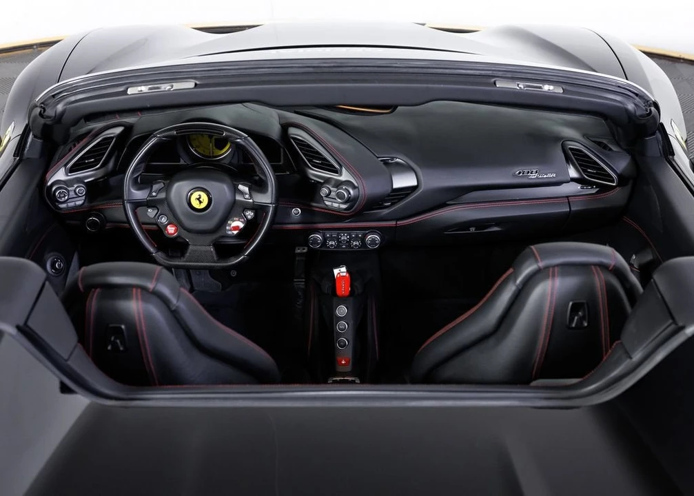 2018 Ferrari 488 Spider - Image 26 of 31