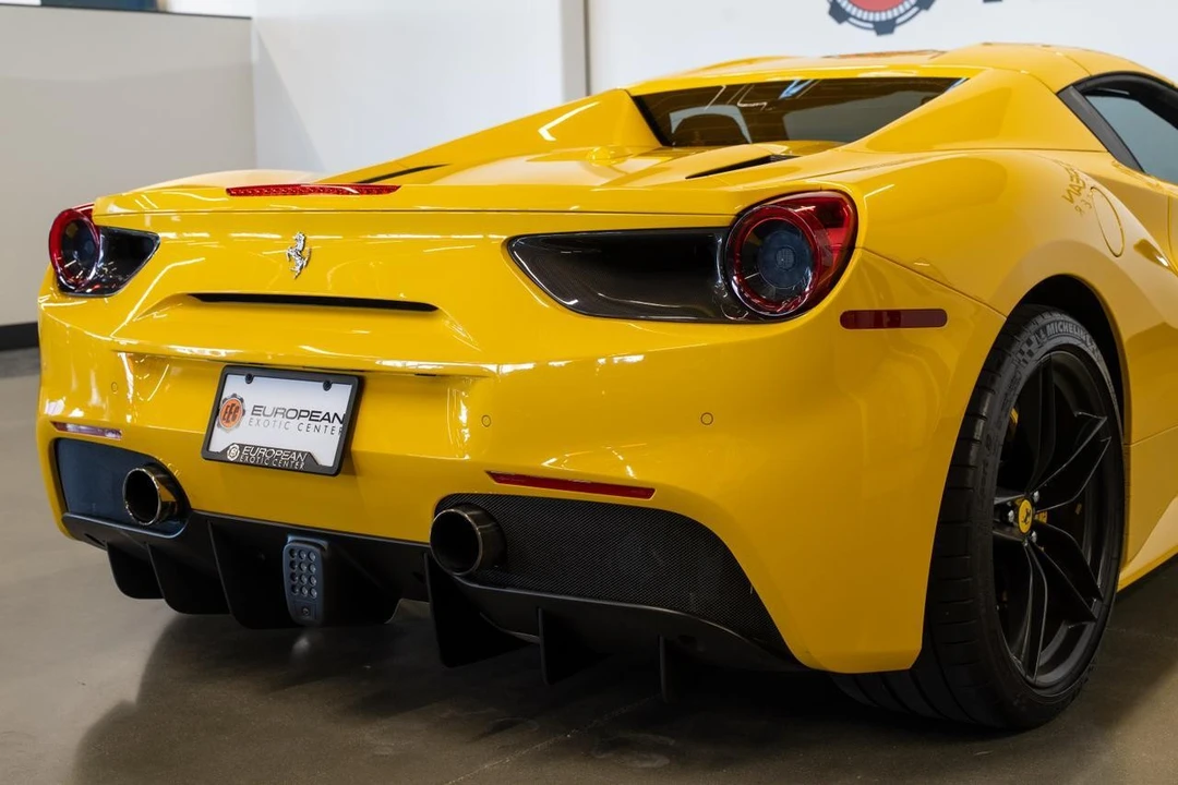 2018 Ferrari 488 Spider - Image 13 of 21