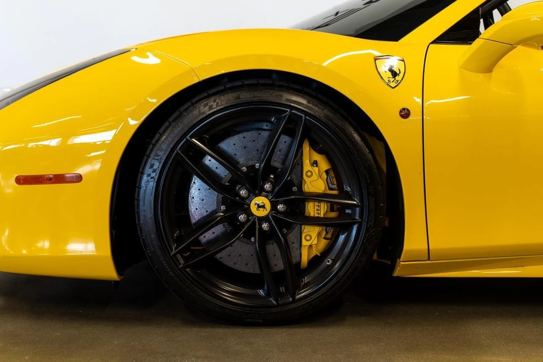 2018 Ferrari 488 Spider - Image 18 of 21