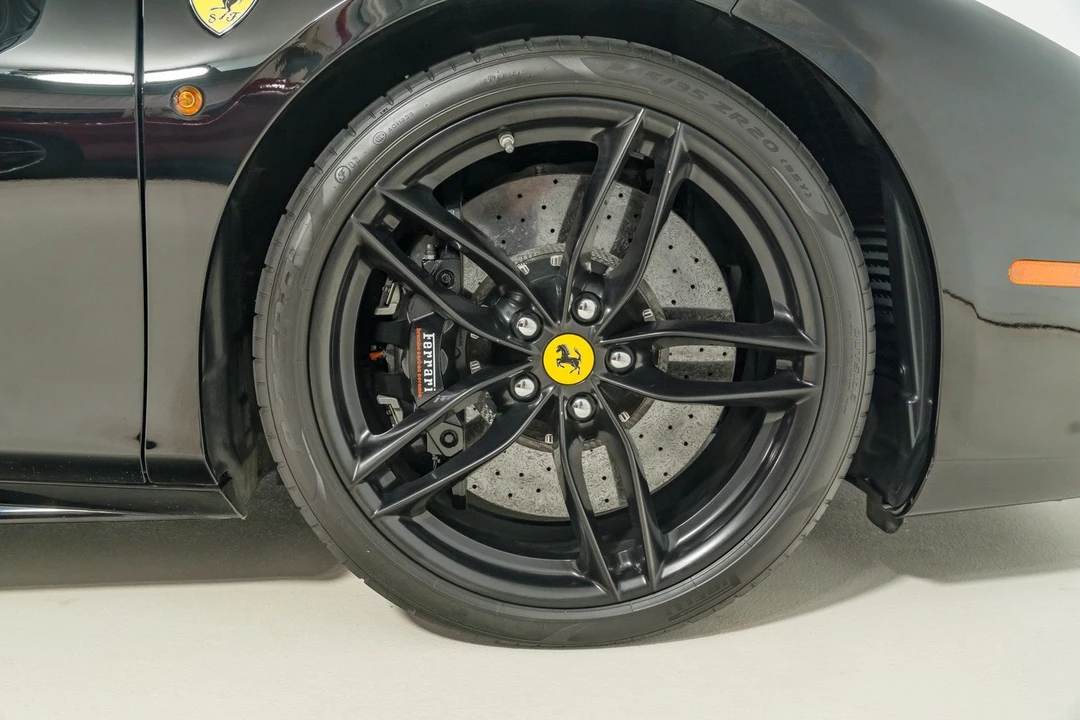 2018 Ferrari 488 Spider - Image 24 of 31