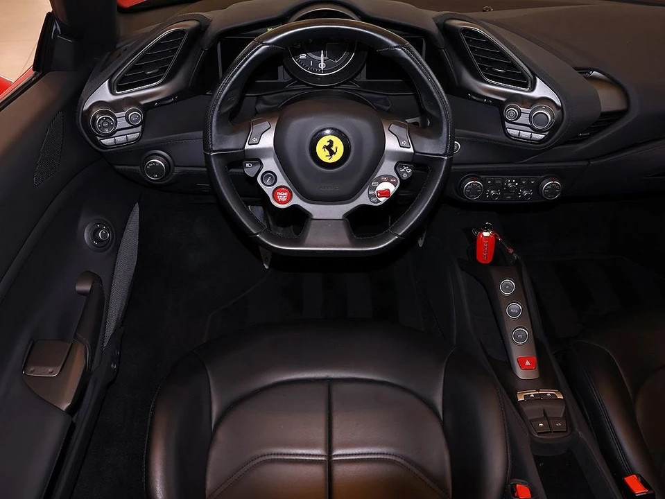 2018 Ferrari 488 Spider - Image 6 of 31