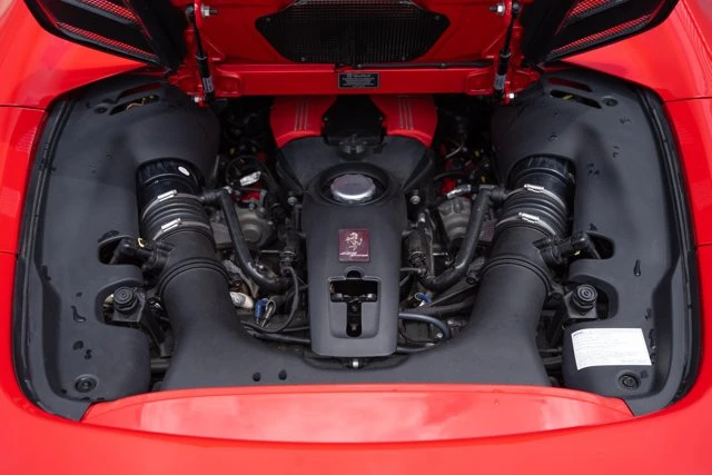 2018 Ferrari 488 Spider - Image 23 of 31