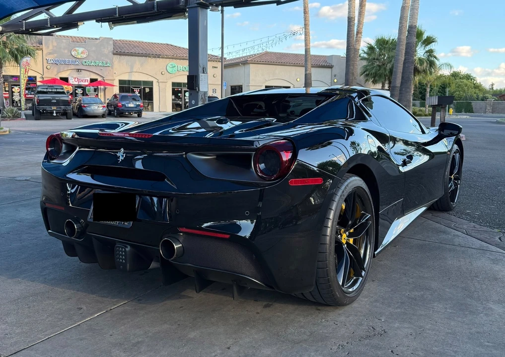 2018 Ferrari 488 Spider - Image 6 of 19