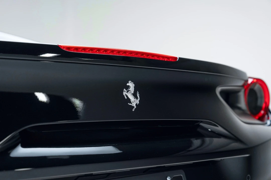 2018 Ferrari 488 Spider - Image 23 of 31