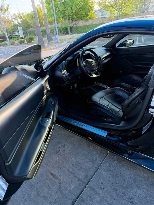 2018 Ferrari 488 Spider - Image 12 of 19