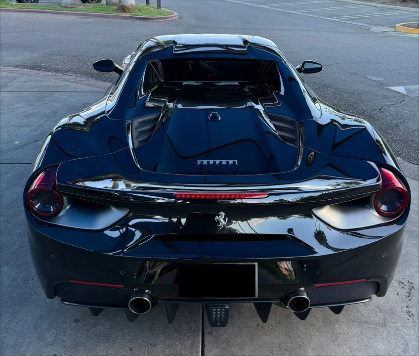 2018 Ferrari 488 Spider - Image 5 of 19