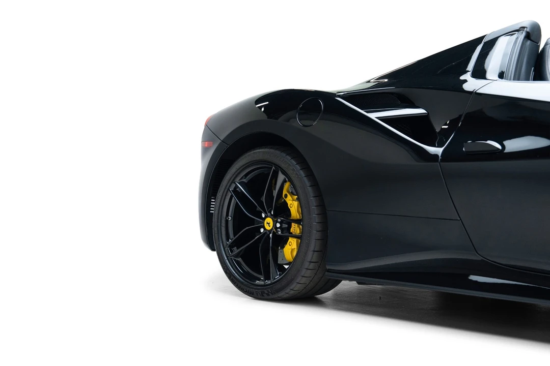 2018 Ferrari 488 Spider - Image 21 of 31